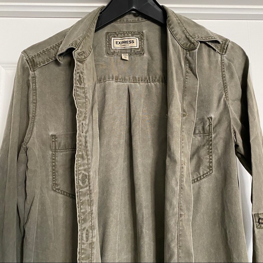Express army-green boyfriend button up shirt